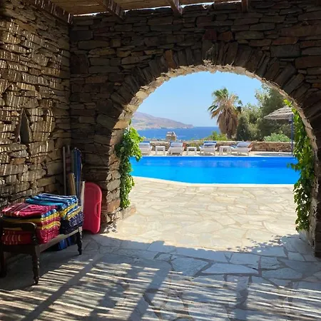 Tereza, 3-min Walk To Beach Waves Villa *