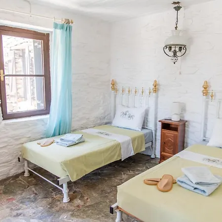 Tereza, 3-min Walk To Beach Waves Villa *