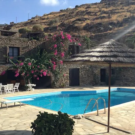 Villa Tereza, 3-min Walk To Beach Waves Koundouros